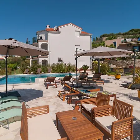 Daniel's * 스플리트