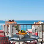 Daniel's